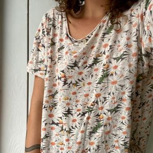 SOLD — Magnolia Peal Sunflower